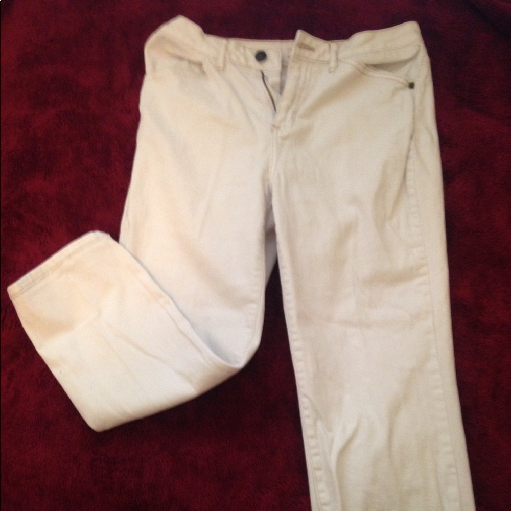 White St. John's Bay stretch pants